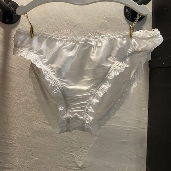 Dakota Maxi Skirt - Picture 12 of 16